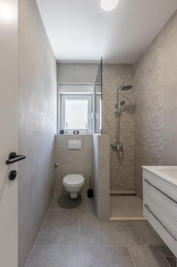 Carpe Diem Luxury Apartments Rogoznica  Exterior photo